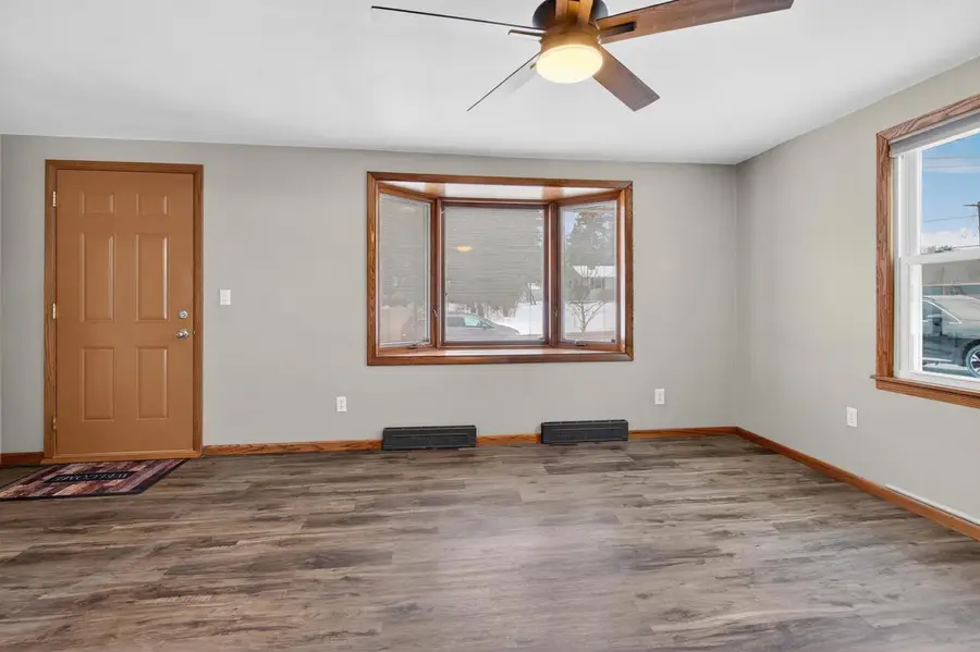 3262 EVERGREEN AVENUE, Green Bay, WI 54313 - Image #3