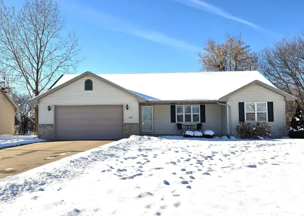 2356 DEER PRAIRIE DRIVE, Neenah, WI 54956