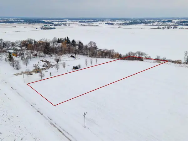 DUNDAS ROAD, Kaukauna, WI 54130