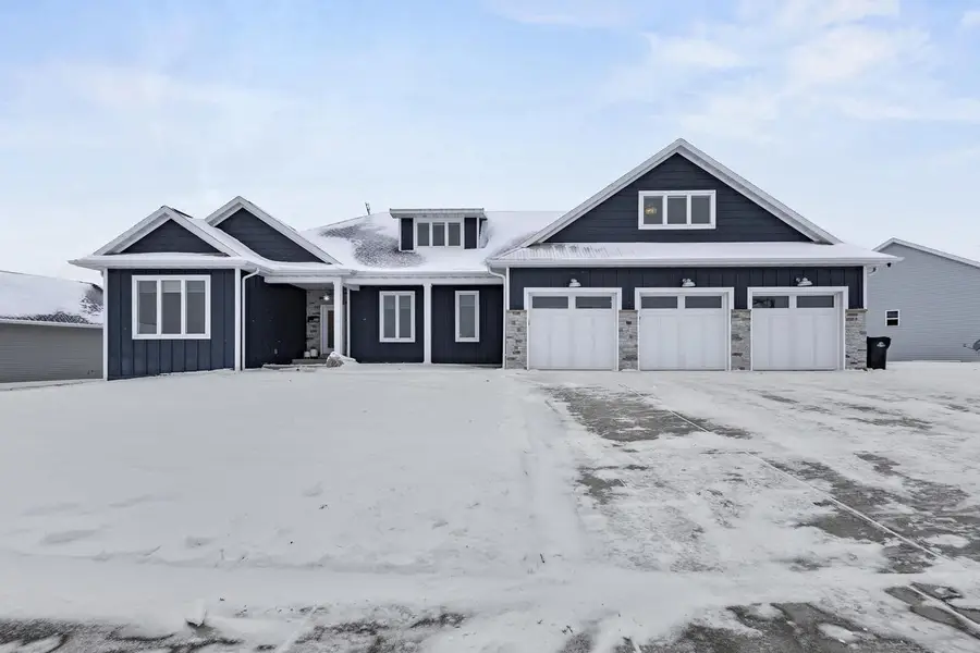 1725 RED OAK STREET, Green Bay, WI 54313 - Image #2