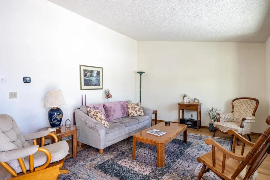 3200 S HUCKLEBERRY LANE, Appleton, WI 54915 - Image #3