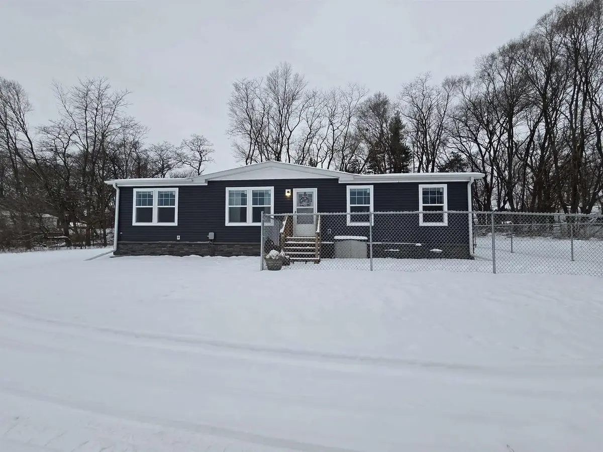 626 N SEMROW ROAD, Coloma, WI 54930 - #1