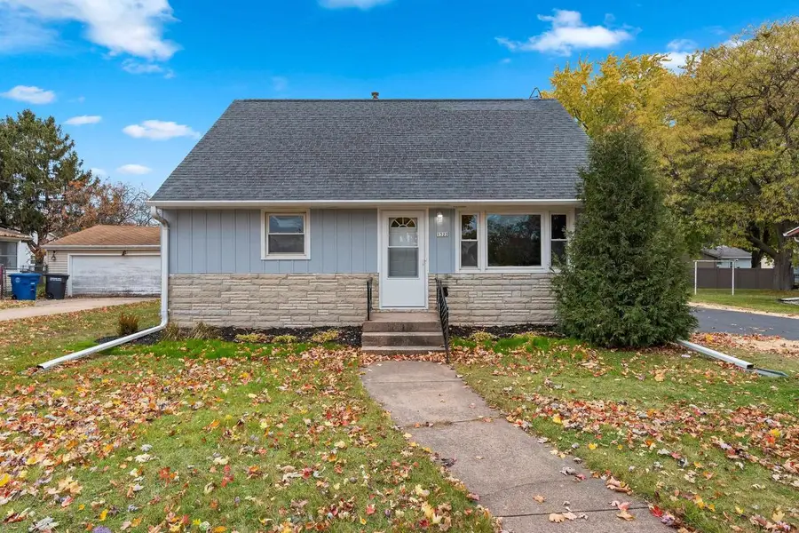 1322 W 5TH AVENUE, Oshkosh, WI 54902 - Image #3