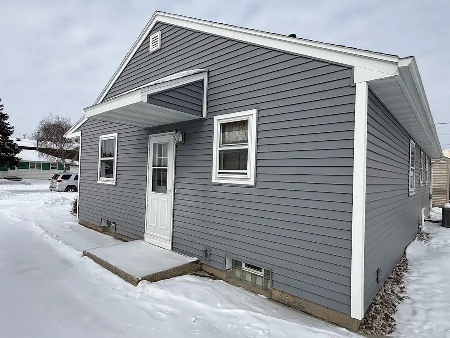 166 ANDREW AVENUE, Neenah, WI 54956 - Image #3