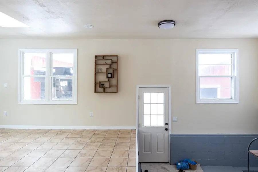 N5438 LOWER ROAD, Shiocton, WI 54170 - Image #2