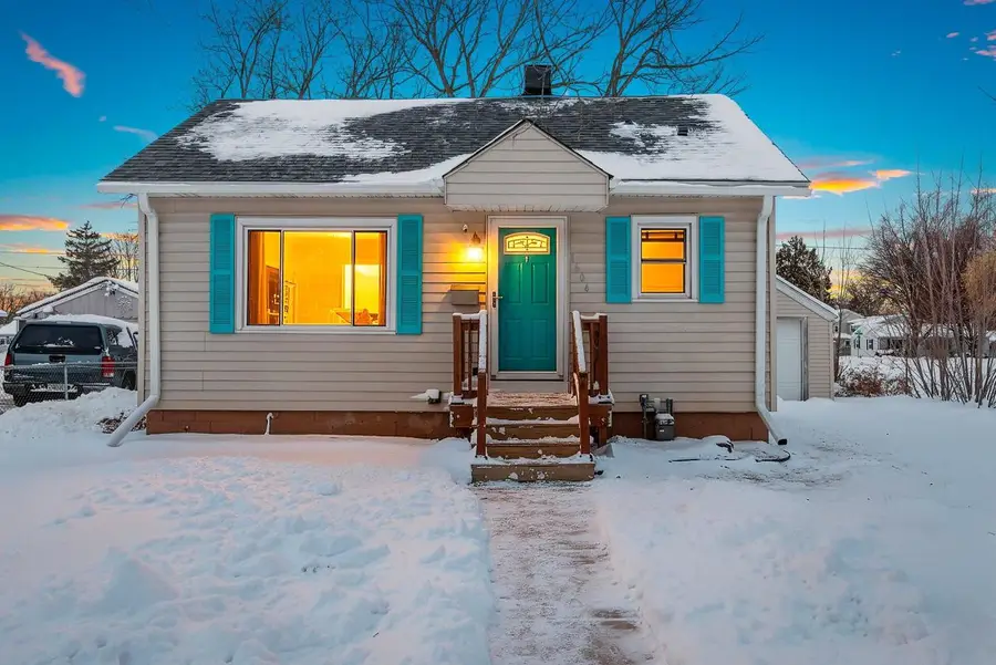 1604 S NORWOOD AVENUE, Green Bay, WI 54304 - Image #2