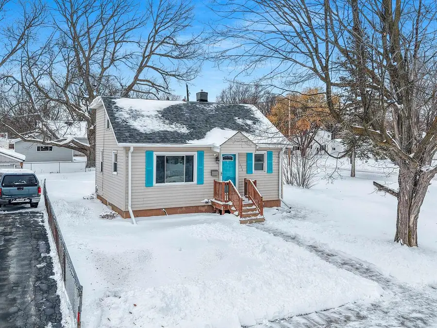 1604 S NORWOOD AVENUE, Green Bay, WI 54304 - Image #3