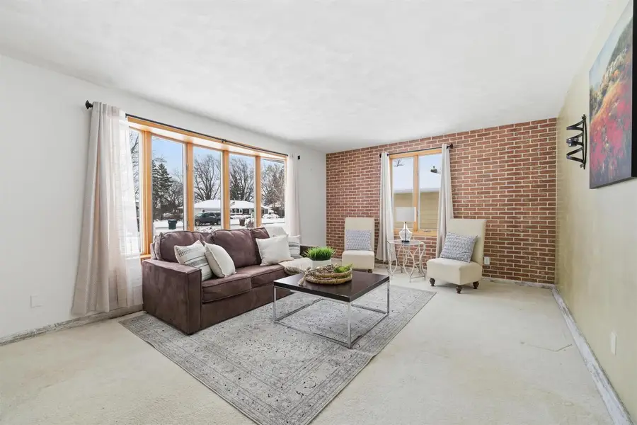 3145 N MORRISON STREET, Appleton, WI 54911 - Image #3