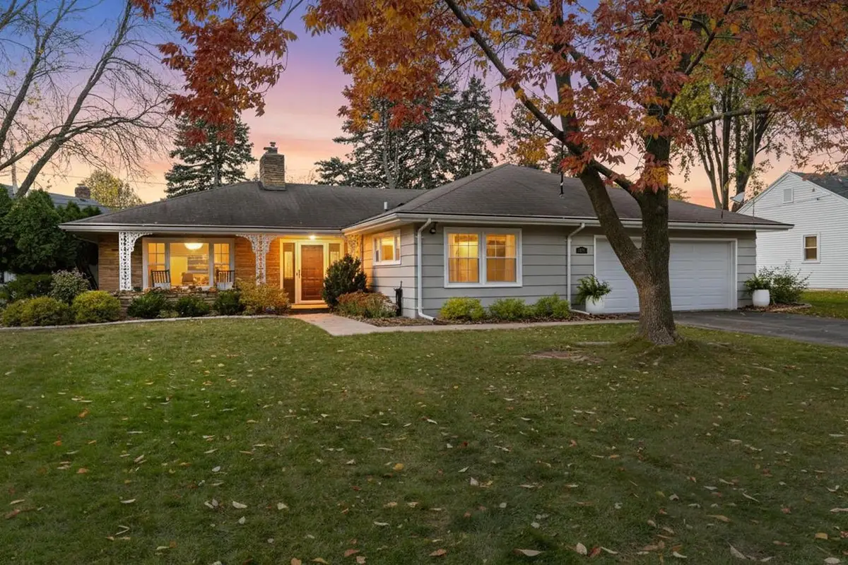 1717 S CONNELL STREET, Appleton, WI 54914 - Image #1