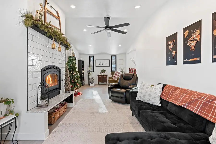 2144 E SHADY LANE, Neenah, WI 54956 - Image #3