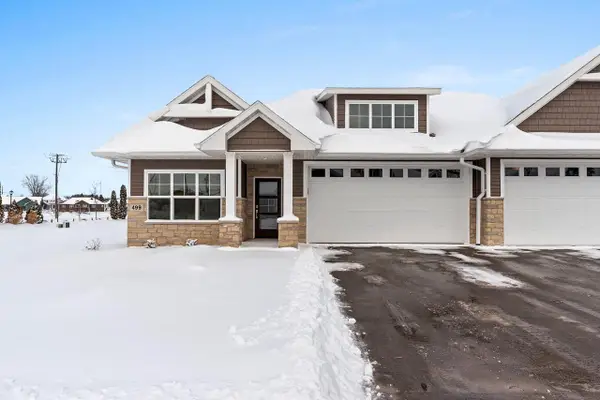 499 PAPERMILL CIRCLE, Kimberly, WI 54136