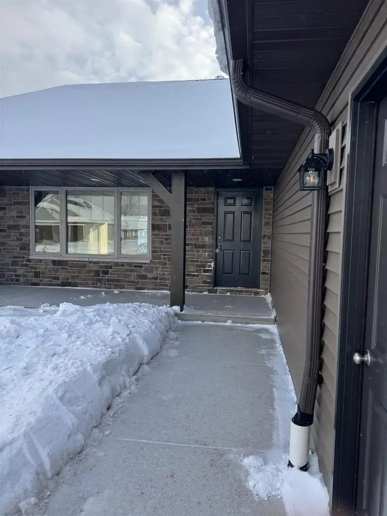 1371 SHELBY LANE, De Pere, WI 54115 - Image #2