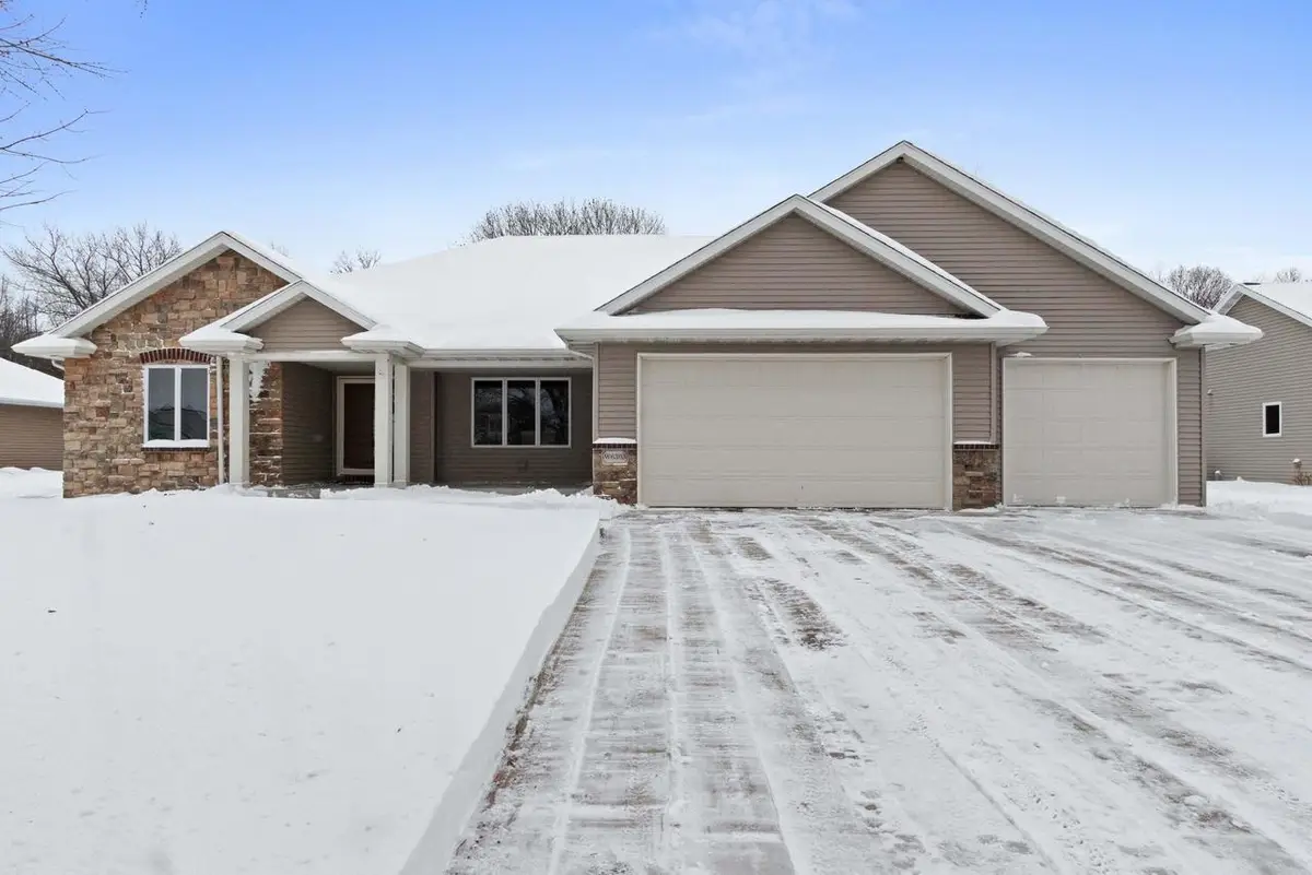 W6303 ROCKY MOUNTAIN DRIVE, Greenville, WI 54942 - Image #1