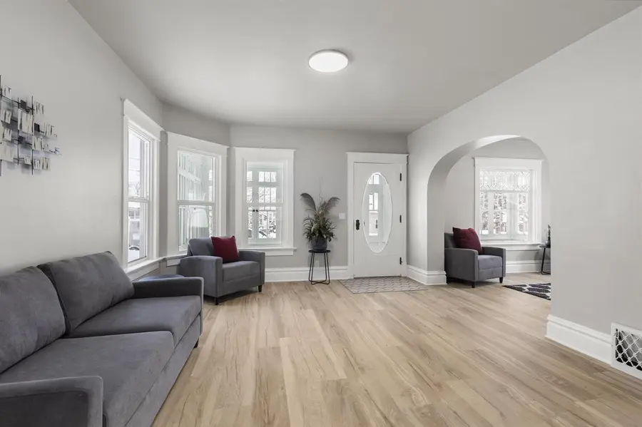 109 E GRAND STREET, Chilton, WI 53014 - Image #2