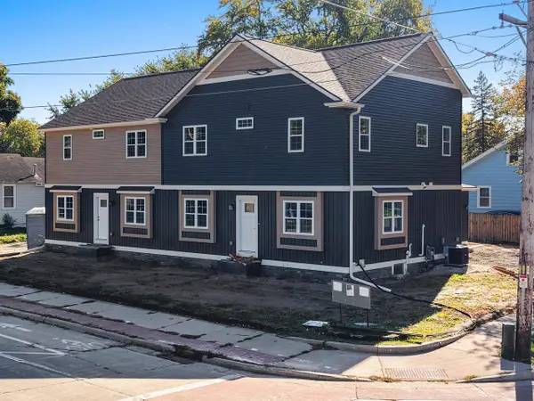 1300 E WALNUT STREET, Green Bay, WI 54301