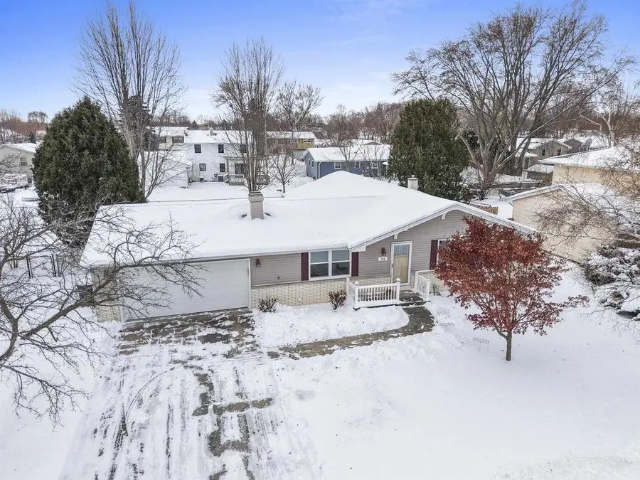 744 GREEN VALLEY AVENUE, Green Bay, WI 54301 - Image #2