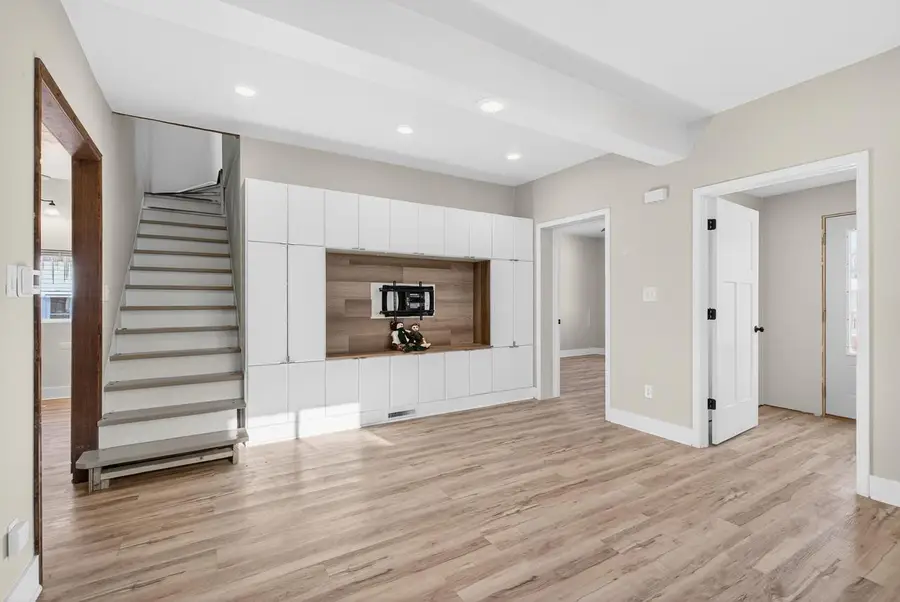 394 S PARK AVENUE, Fond Du Lac, WI 54935 - Image #2