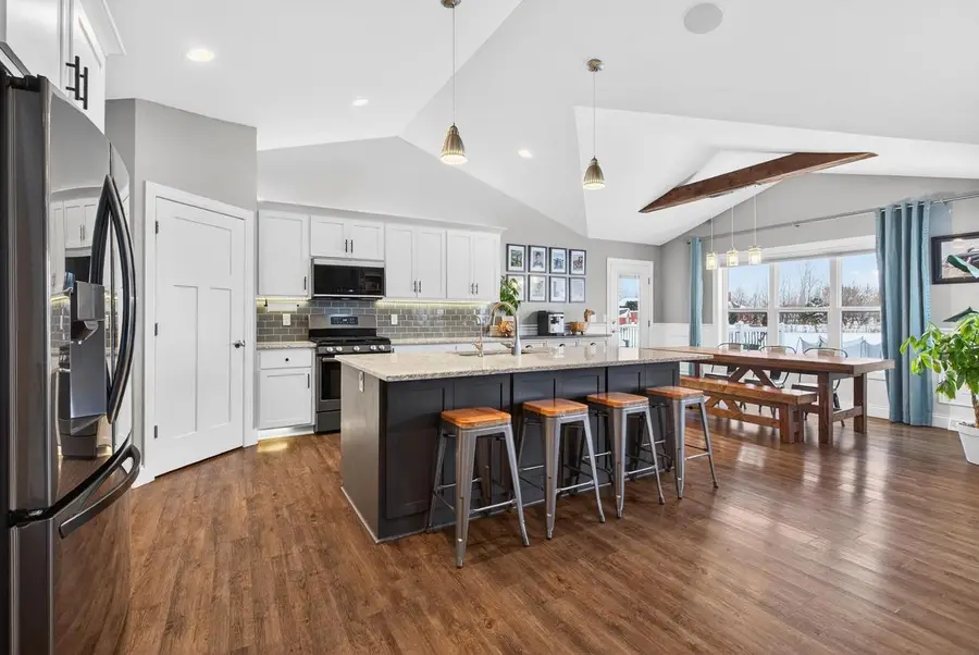 2226 LADDIE TRAIL, De Pere, WI 54115 - Image #3