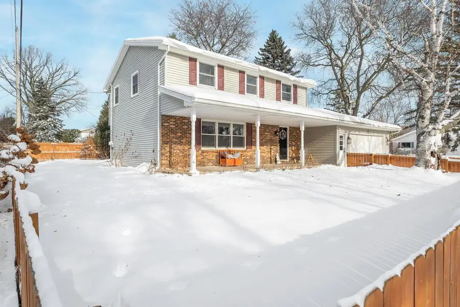 1820 W GLENDALE AVENUE, Appleton, WI 54914 - Image #2