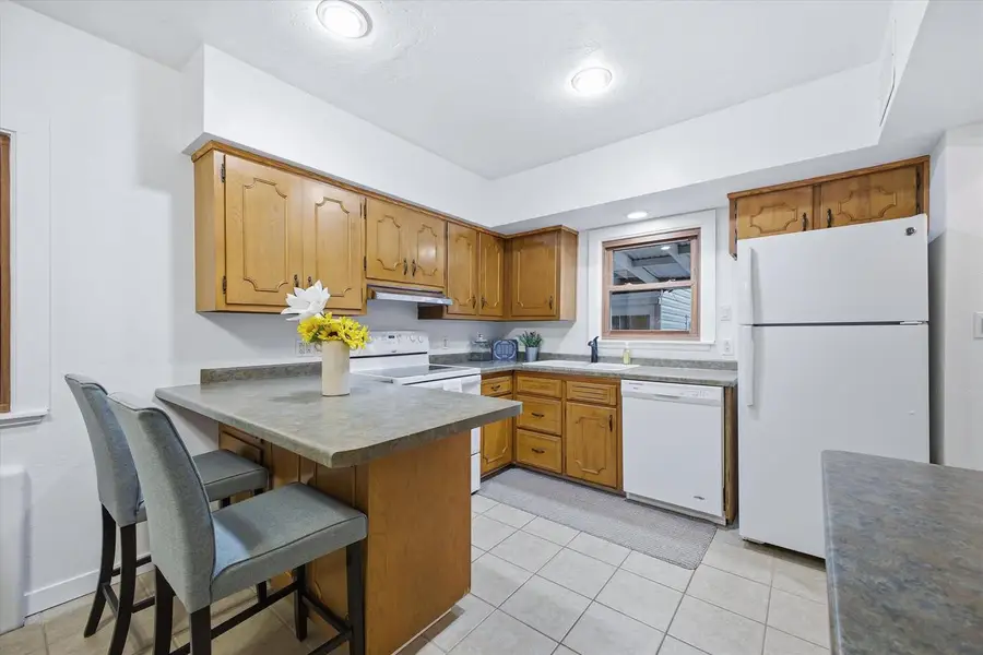 511 JACKSON STREET, Little Chute, WI 54140 - Image #3