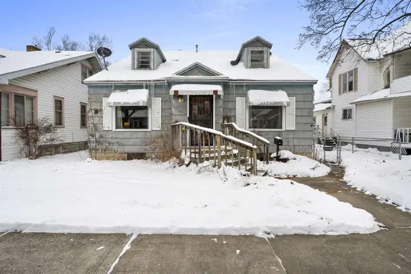 1322 ELIZABETH AVENUE, Marinette, WI 54143