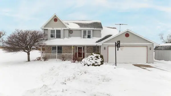 1531 WAUKAU ROAD, Omro, WI 54963