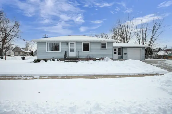 217 E MCKINLEY AVENUE, Little Chute, WI 54140