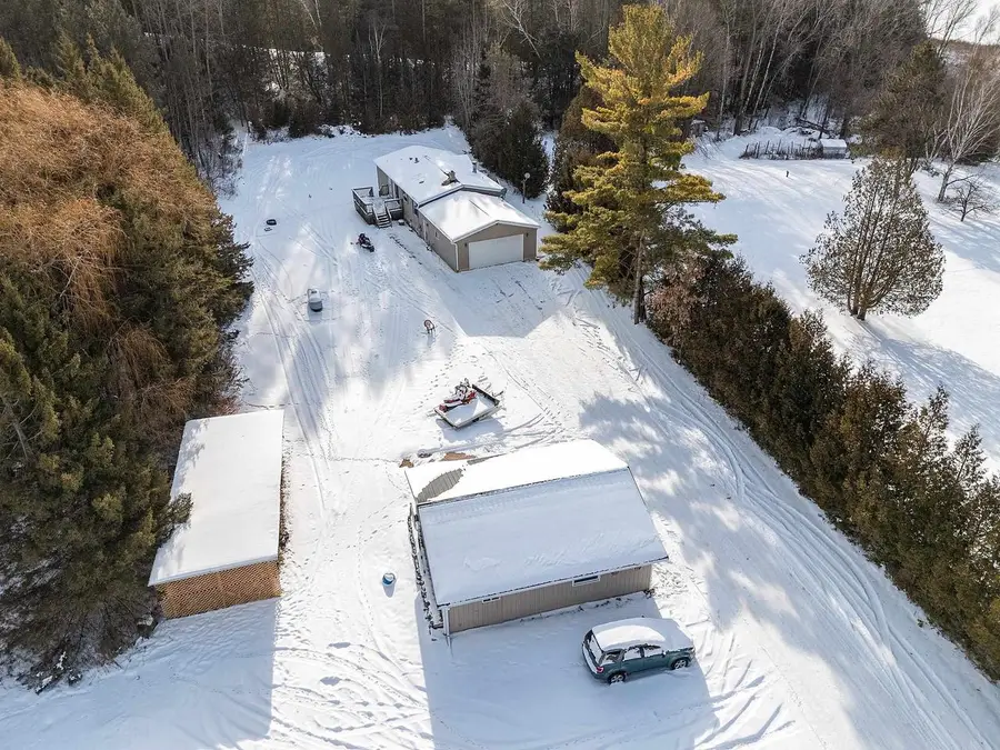 W10203 COUNTY ROAD B, Coleman, WI 54112 - Image #3