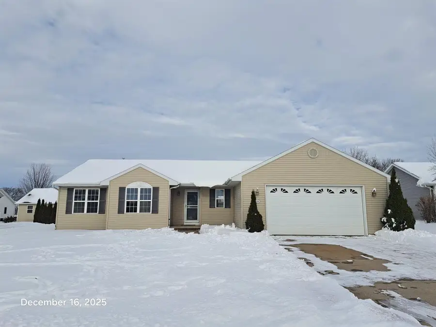 2286 SPRING MEADOW DRIVE, Neenah, WI 54956 - Image #2
