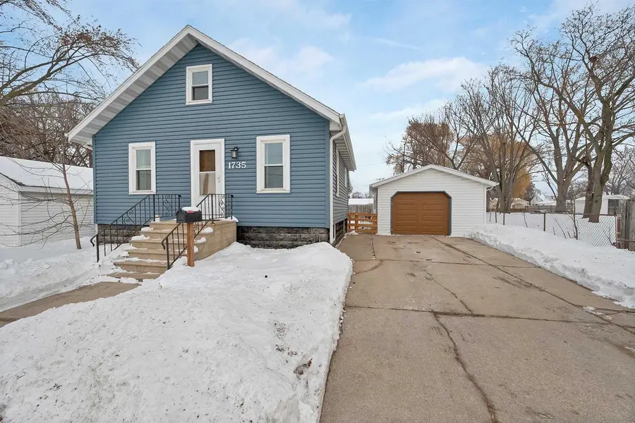 1735 E MASON STREET, Green Bay, WI 54302 - Image #2