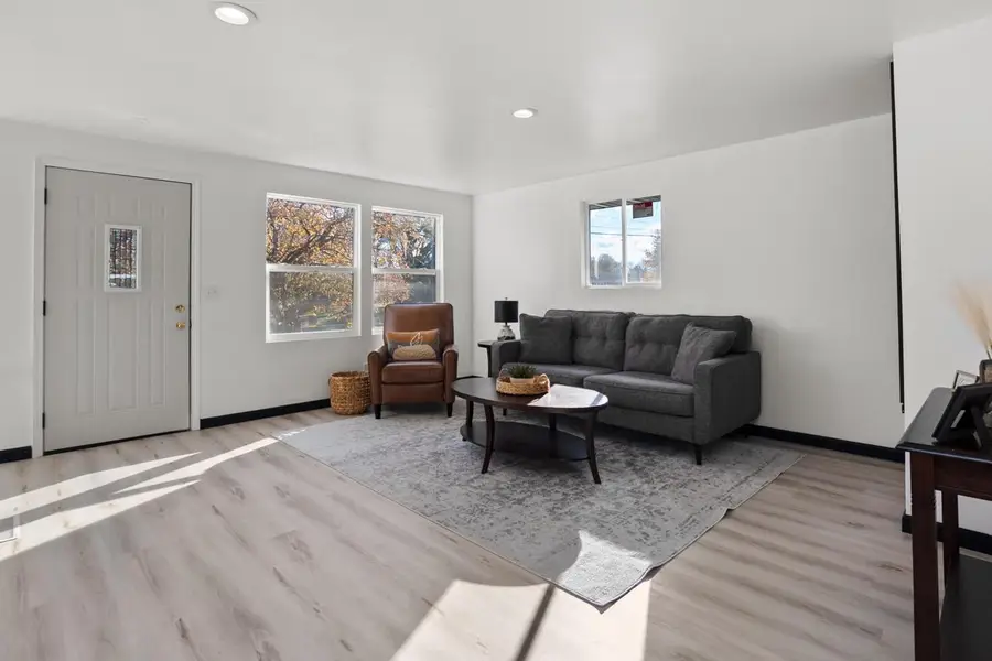 846 BELLEVUE STREET, Green Bay, WI 54302 - Image #3