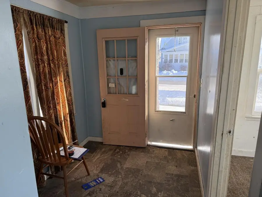 1813 ASHLAND STREET, Oshkosh, WI 54901 - Image #2