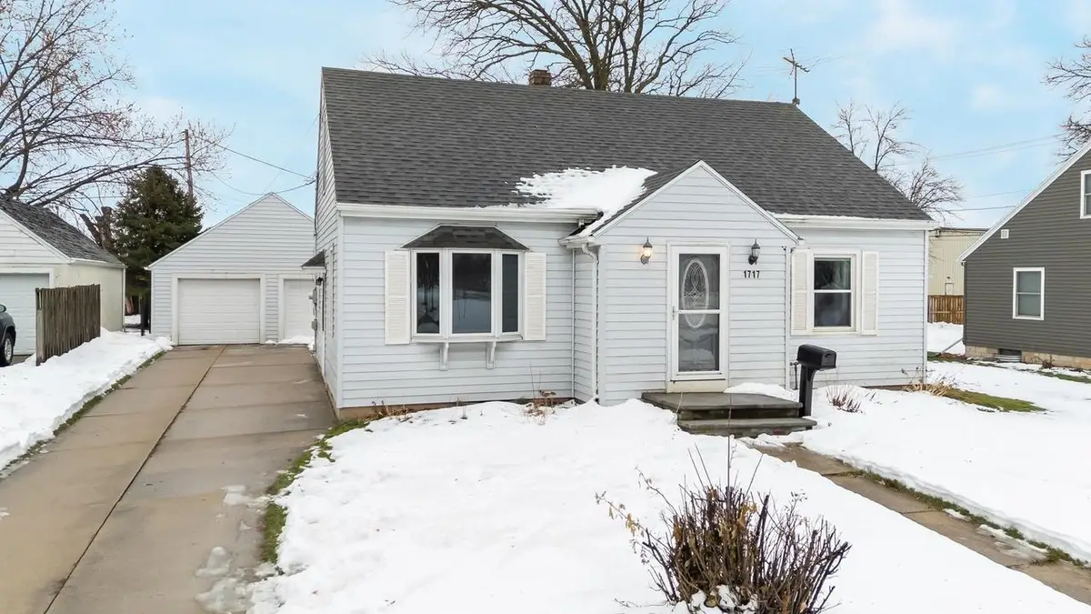 1717 W FRANKLIN STREET, Appleton, WI 54914 - Image #1