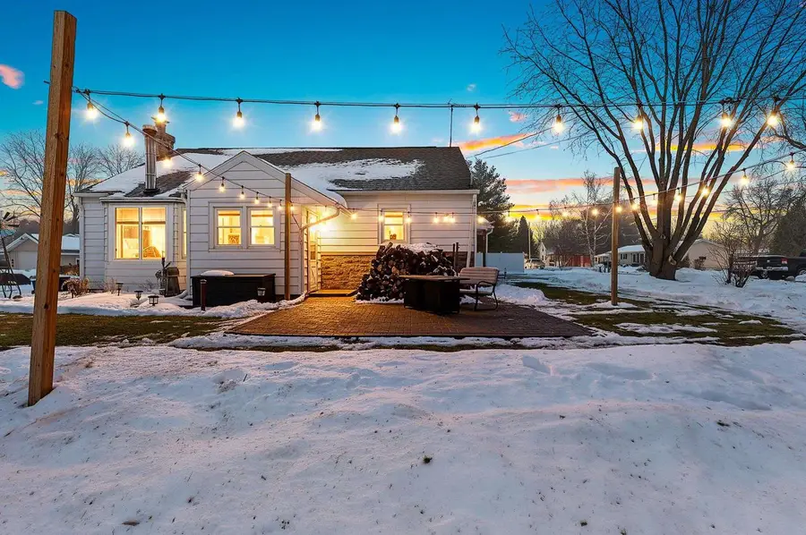 812 FREMONT STREET, Fremont, WI 54940 - Image #2