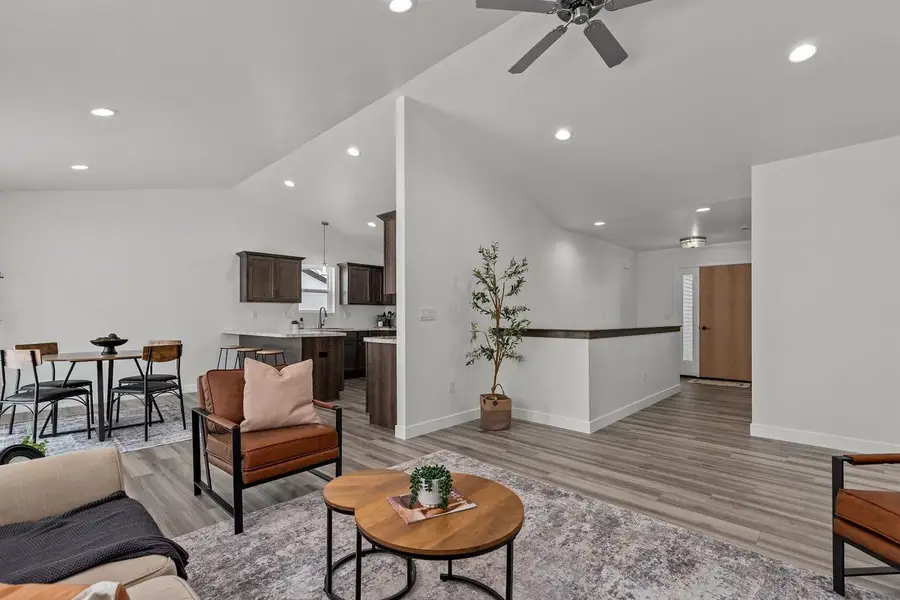 W5618 TONYS WAY, Appleton, WI 54915 - #2