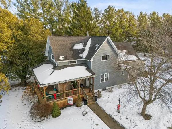 W10763 CROSS ROAD, New London, WI 54961