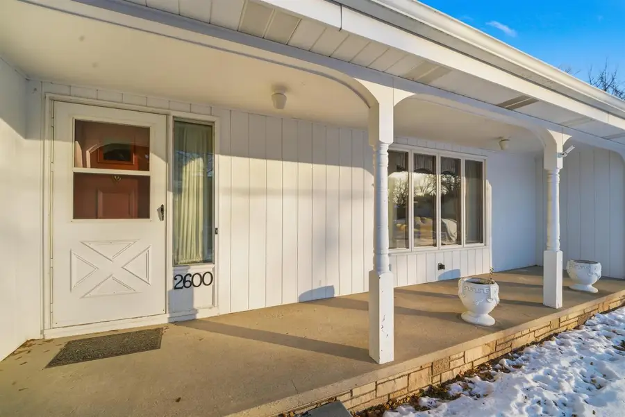 2600 N UNION STREET, Appleton, WI 54911 - Image #2