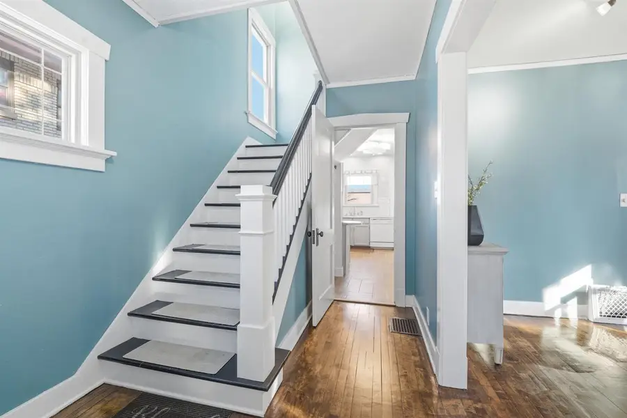 847 N 6TH STREET, Manitowoc, WI 54220 - Image #2