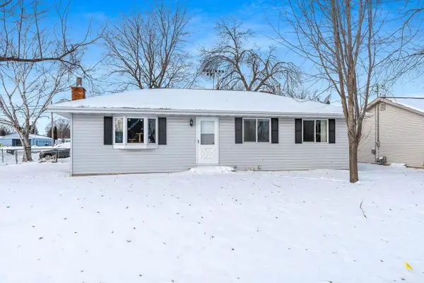 175 MCKINLEY AVENUE, Omro, WI 54963