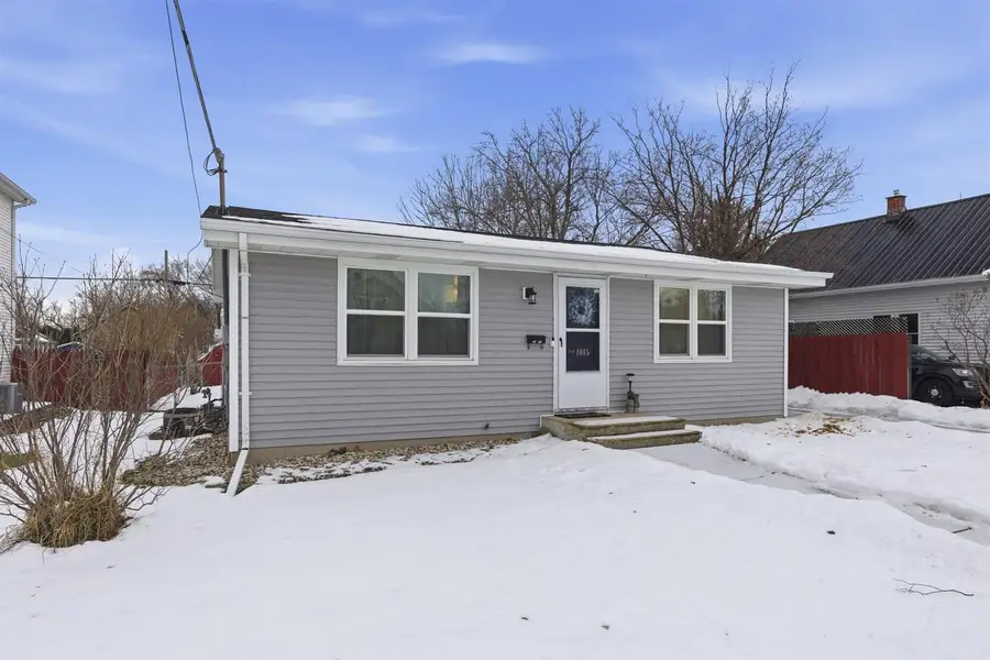 1015 W BELL AVENUE, Appleton, WI 54914 - Image #3