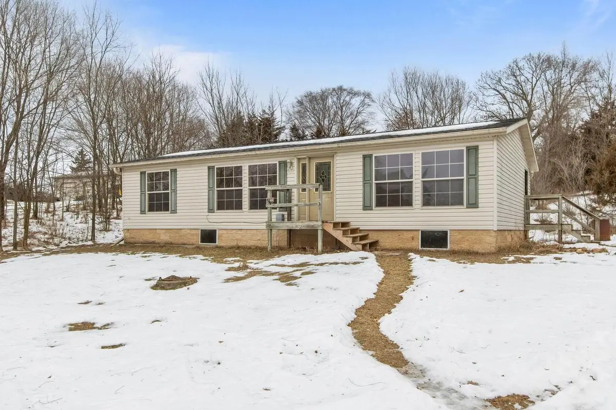 W5492 BEND ROAD, Princeton, WI 54968 - Image #1