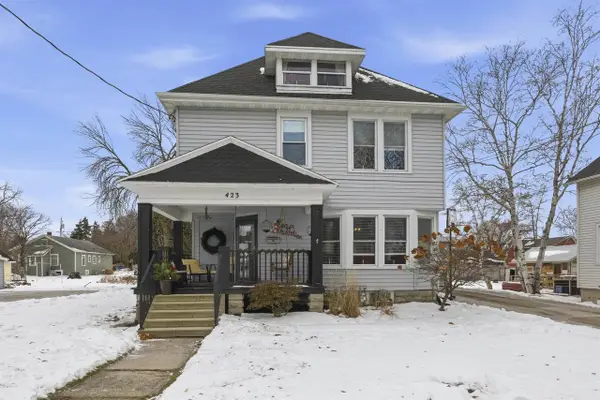 423 E DOTY AVENUE, Neenah, WI 54956