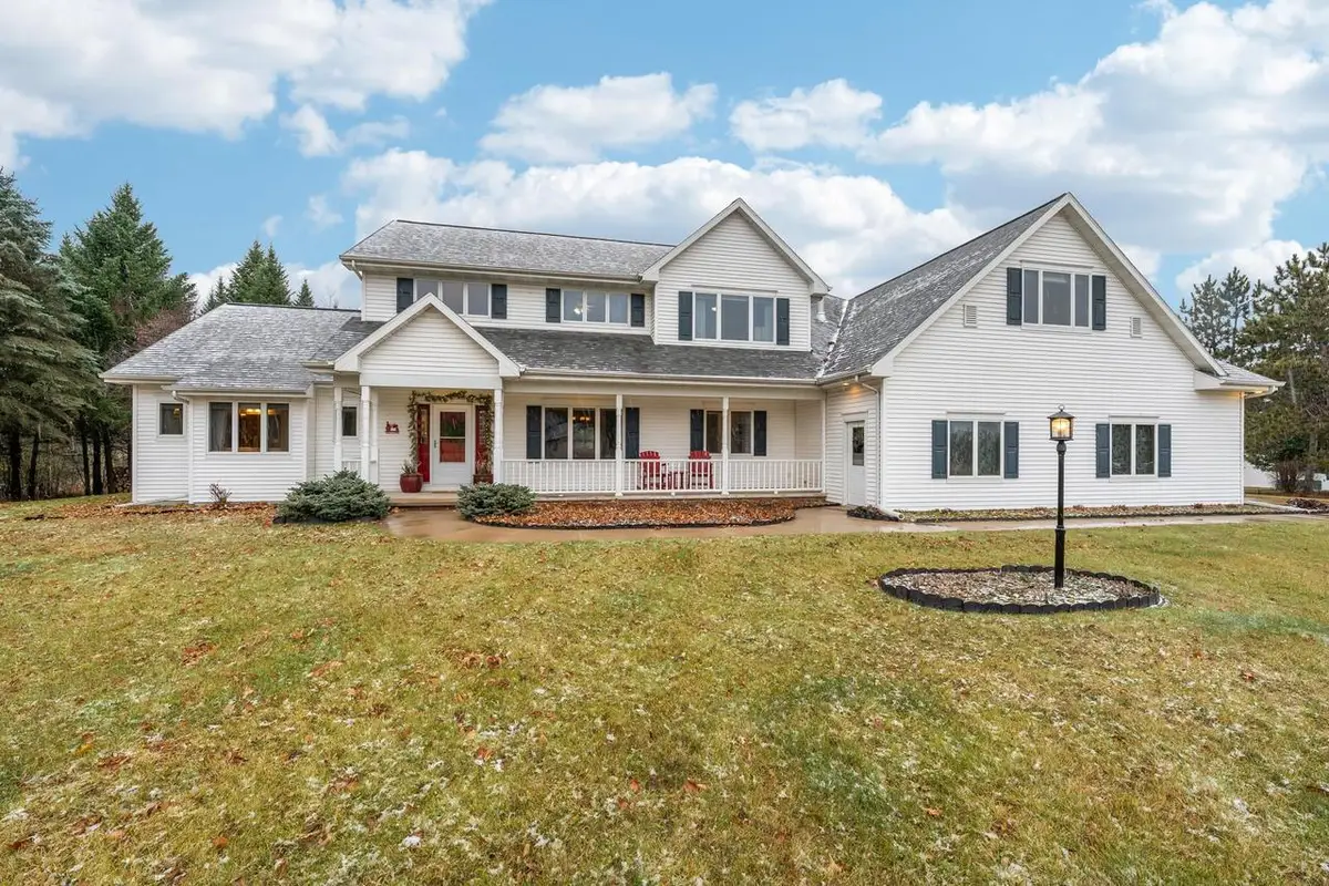 E5975 SUNSET COURT, Weyauwega, WI 54983 - #1