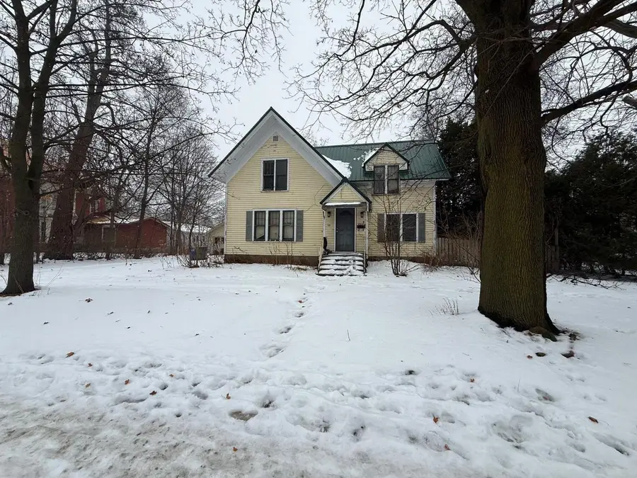 52 N MAIN STREET, Clintonville, WI 54929 - Image #2