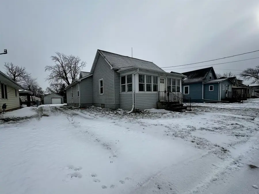 617 MILWAUKEE STREET, Menasha, WI 54952 - Image #2