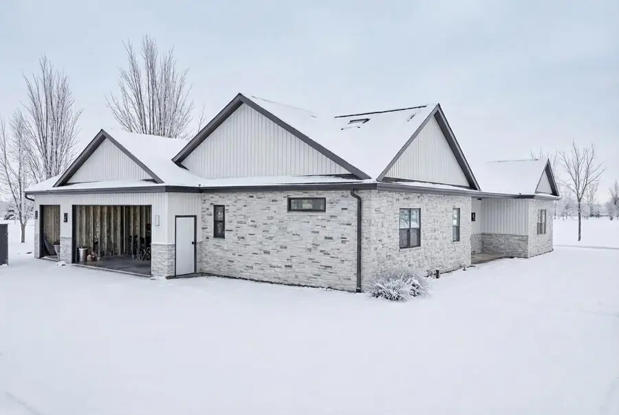 3705 EDWINA DRIVE, De Pere, WI 54115 - Image #3