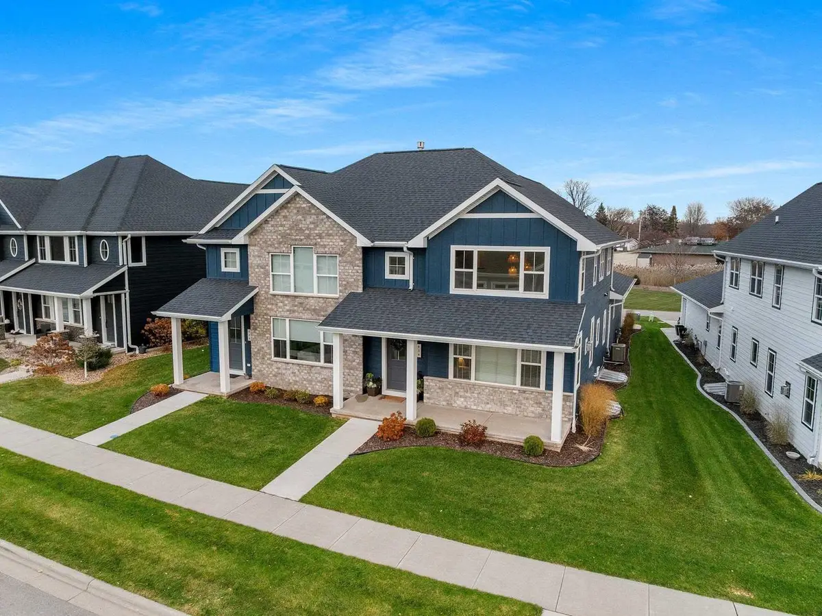 634 OLIVE TREE DRIVE, Green Bay, WI 54313 - Image #1