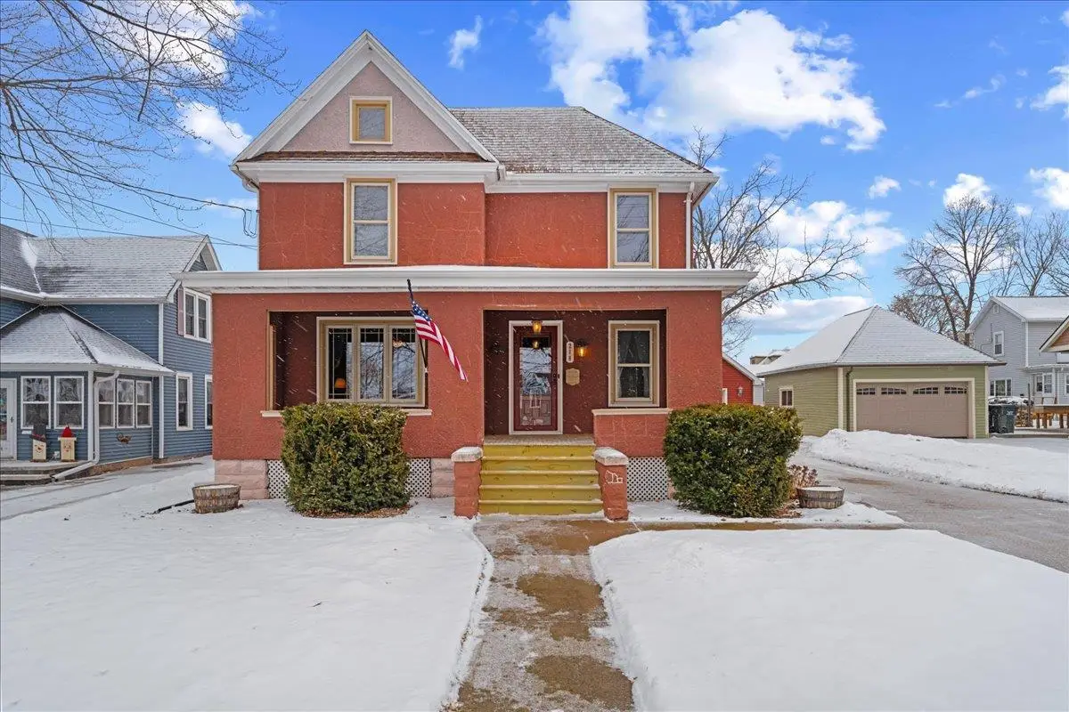 218 E DIVISION STREET, Kaukauna, WI 54130 - Image #1