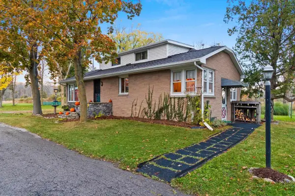 4132 BAYSIDE ROAD, Suamico, WI 54173