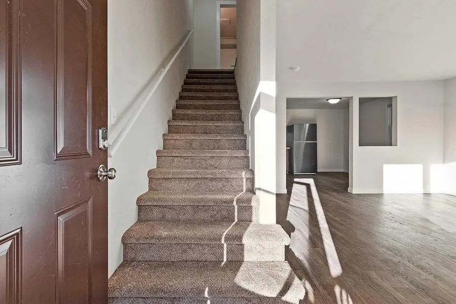 2130 ELMVIEW DRIVE, Ashwaubenon, WI 54304 - Image #2